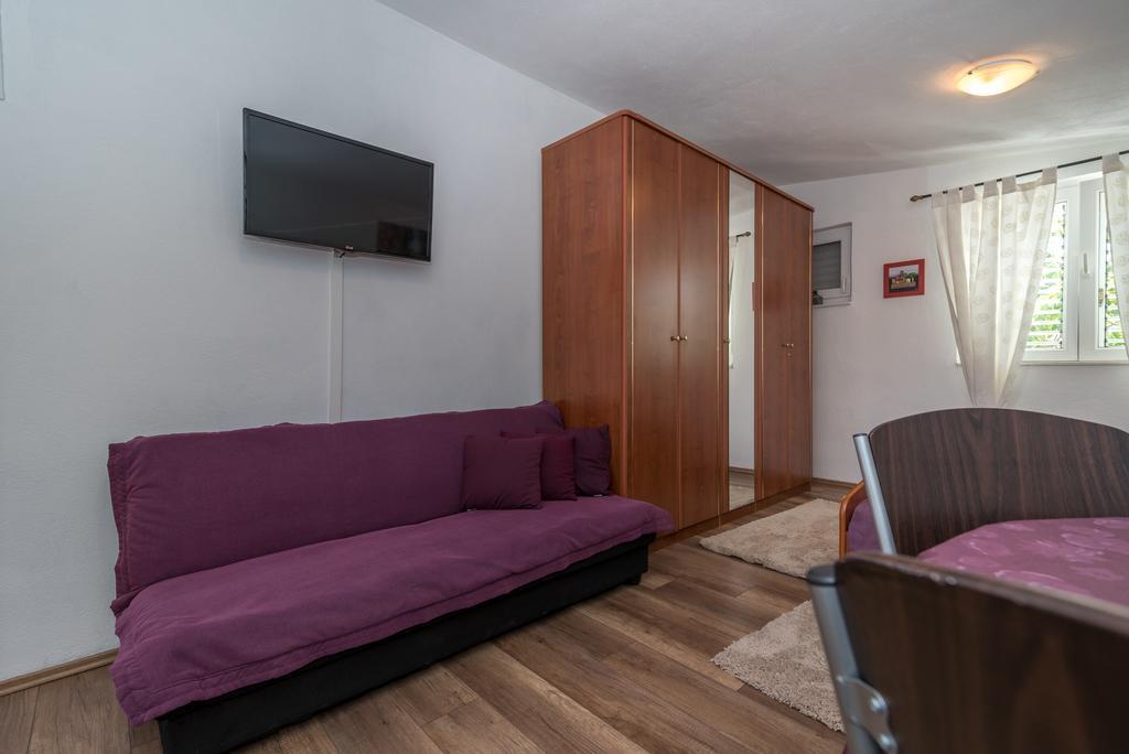 Apartments Mare Trogir Exterior photo