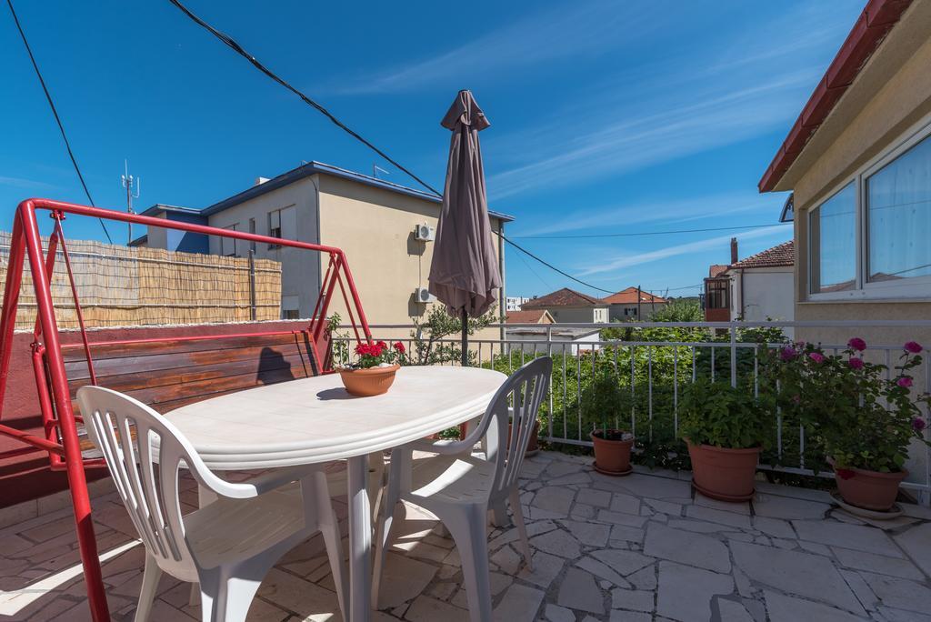 Apartments Mare Trogir Exterior photo